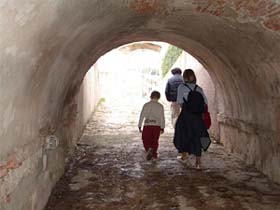 Pasqua tre turisti nel tunnel