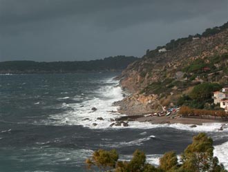 seccheto mare mosso panorama