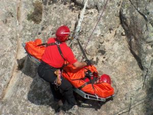 Protezione Civile  CAI  ES 04