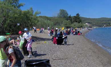 Pulizia spiaggia prade 2006 3