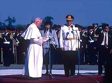 Pinochet e il papa