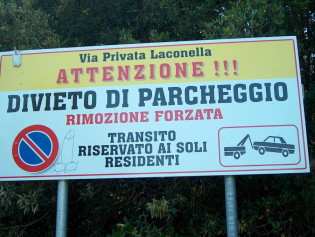 laconella strada privata 2