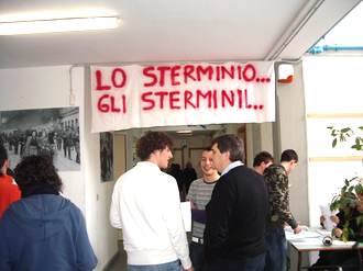 giorno memoria itcg striscione