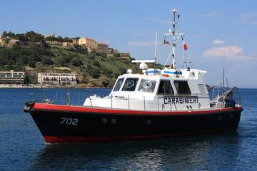 Carabinieri motovedetta porto azzurro