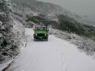 Neve 10/02/2012 protezione civile su strada